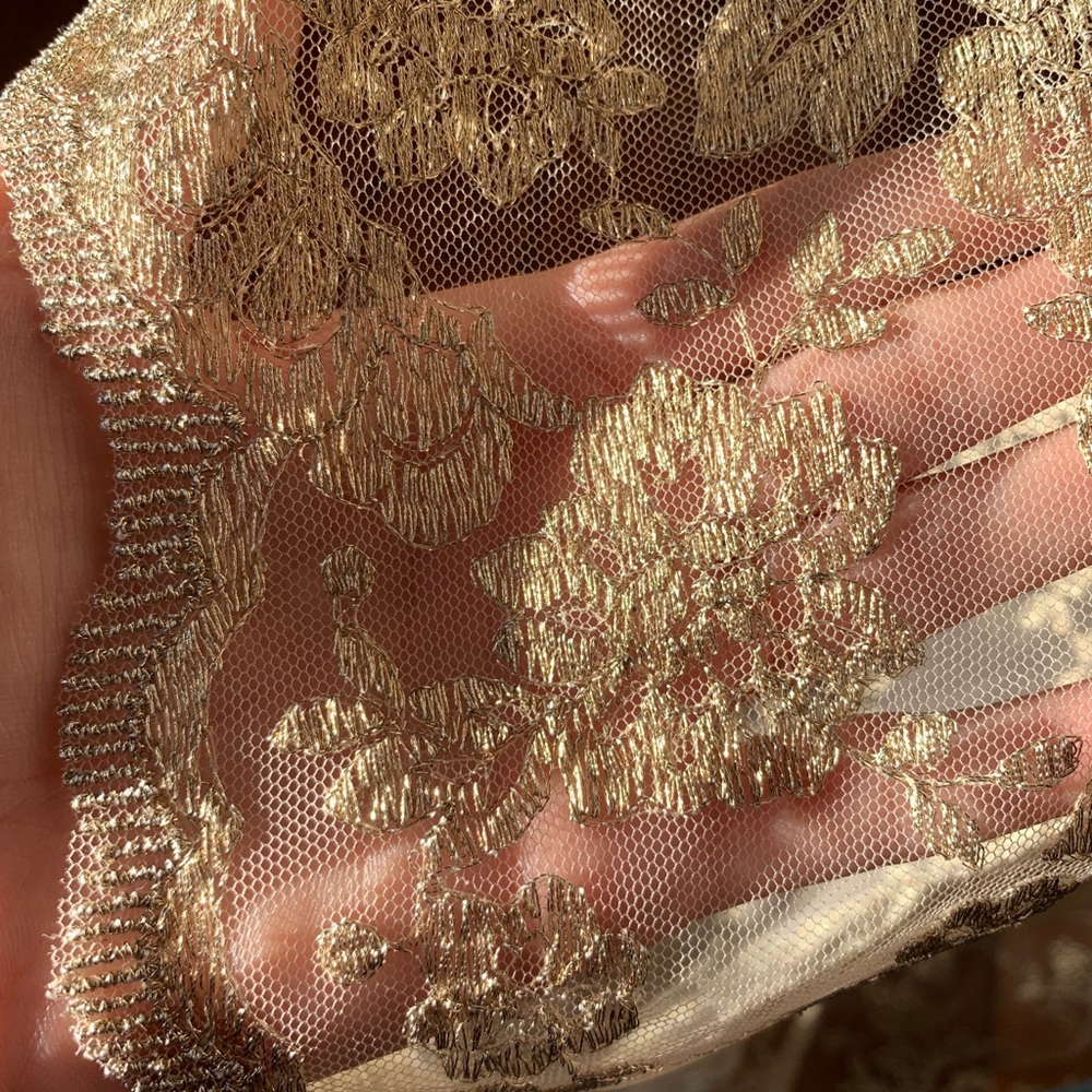 Brand New Gold French Floral Lace 5 Yards - Picture 5 of 5